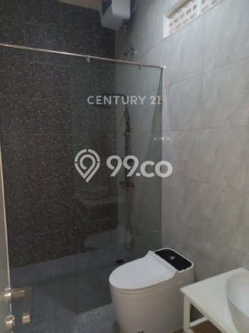 Rumah Luxury Modern Siap Huni di Pondok Kelapa Jakarta Timur Rumah Luxury Modern Siap Huni di Pondok Kelapa Jakarta Timur