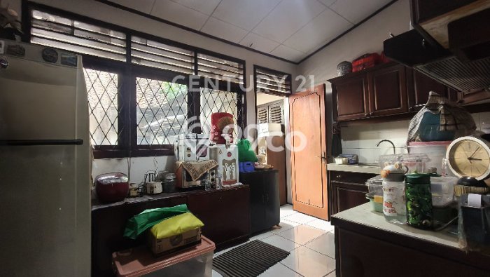 Dijual Rumah Premium dengan Fasilitas Sekitar Komplit di Menteng, Jakarta Pusat Dijual Rumah Premium dengan Fasilitas Sekitar Komplit di Menteng, Jakarta Pusat