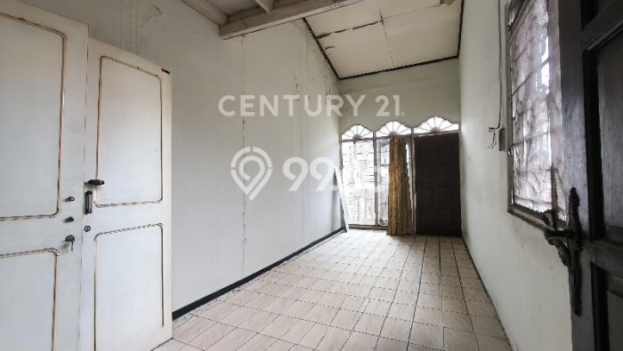 Rumah Luxury Modern Tanpa Renovasi di Pulo Asem Jakarta Timur Rumah Luxury Modern Tanpa Renovasi di Pulo Asem Jakarta Timur