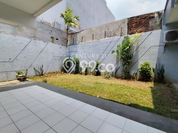 Rumah Mewah LB 196m2 Siap Pakai Desain Elegan di Pulomas, Jakarta Timur Rumah Mewah LB 196m2 Siap Pakai Desain Elegan di Pulomas, Jakarta Timur
