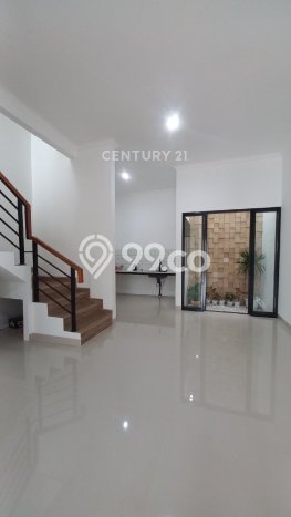 Rumah Luxury Modern Siap Huni di Pondok Kelapa Jakarta Timur Rumah Luxury Modern Siap Huni di Pondok Kelapa Jakarta Timur
