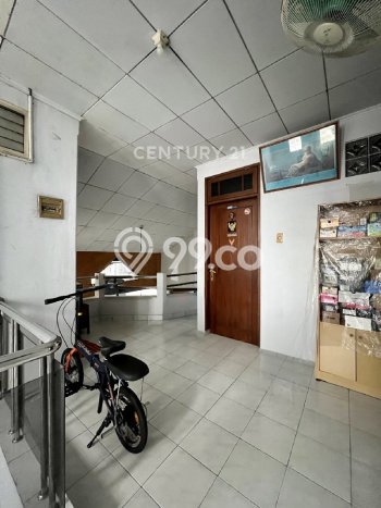 Siap Huni Hunian Elit 4 Kamar di Kelapa Gading Dekat ke Mana Saja Siap Huni Hunian Elit 4 Kamar di Kelapa Gading Dekat ke Mana Saja