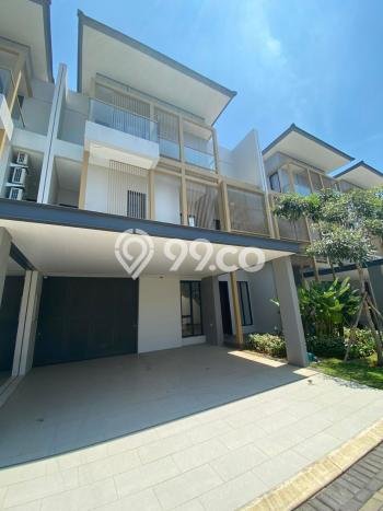 Ready to Use! Premium House LT 180m2 Desain Elegan di BSD Ready to Use! Premium House LT 180m2 Desain Elegan di BSD