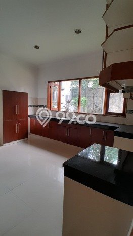 Rumah Disewakan Jakarta Selatan LT 700m2 LB 600m2 Area Pejaten Rumah Disewakan Jakarta Selatan LT 700m2 LB 600m2 Area Pejaten