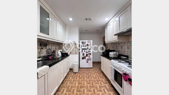 Dijual Apartemen Luxury di Pondok Indah 3 Kamar & 3 Kamar Mandi Dijual Apartemen Luxury di Pondok Indah 3 Kamar & 3 Kamar Mandi