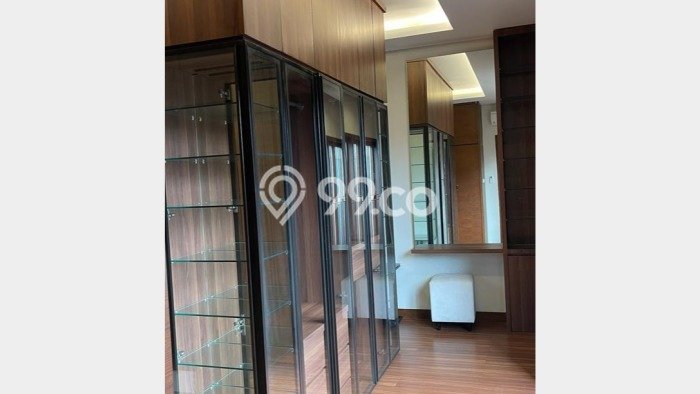 Rumah Elit LB 300m2 Siap Pakai Desain Elegan di Pondok Pinang, Jakarta Selatan Rumah Elit LB 300m2 Siap Pakai Desain Elegan di Pondok Pinang, Jakarta Selatan