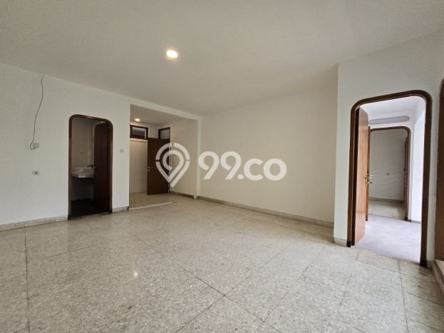 Rumah Elit Modern Tanpa Renovasi di Pondok Indah Jakarta Selatan Rumah Elit Modern Tanpa Renovasi di Pondok Indah Jakarta Selatan