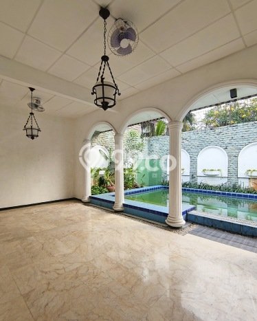For Sale! Luxury House LT 910m2 Desain Elegan di Cipete For Sale! Luxury House LT 910m2 Desain Elegan di Cipete