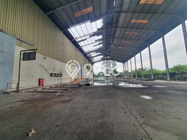 Unit Gudang Tersedia di Cikarang Spesifikasi LB 10000m2 Unit Gudang Tersedia di Cikarang Spesifikasi LB 10000m2