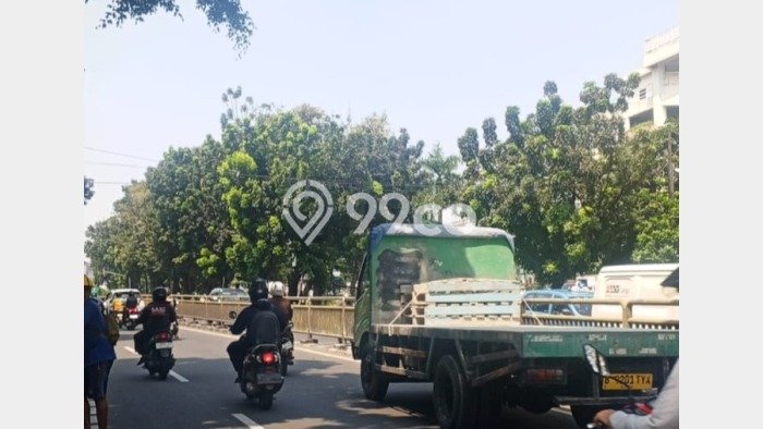 FOR RENT! Ruko di Kuningan Cocok untuk Bisnis 1600m2 FOR RENT! Ruko di Kuningan Cocok untuk Bisnis 1600m2