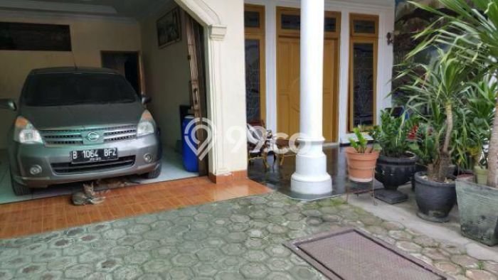 For Sale Rumah Mewah Exclusive di Pasar Rebo, Jakarta Timur For Sale Rumah Mewah Exclusive di Pasar Rebo, Jakarta Timur