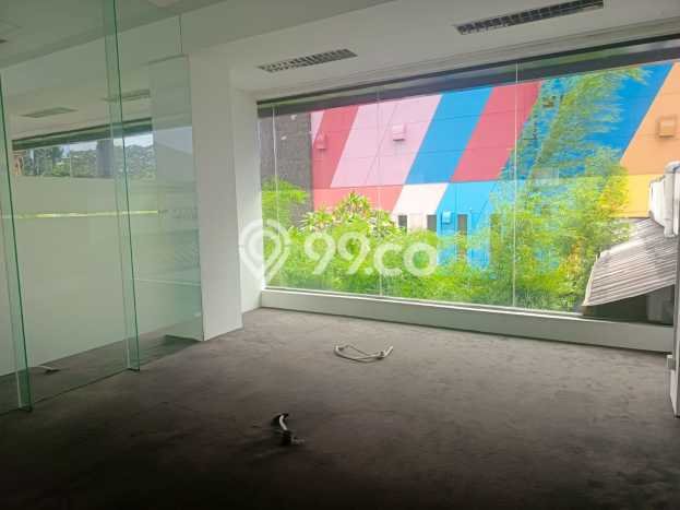 Komersial Disewa di Jakarta Selatan dengan LB 1500m2 Area Komersial Ramai Komersial Disewa di Jakarta Selatan dengan LB 1500m2 Area Komersial Ramai