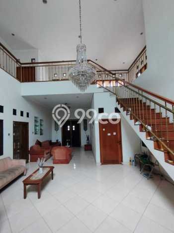 Dijual Rumah Mewah Elegan Dengan View Eksklusif di Permata Hijau, Jakarta Selatan Dijual Rumah Mewah Elegan Dengan View Eksklusif di Permata Hijau, Jakarta Selatan