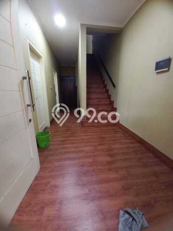 Rumah Elit Modern Siap Huni di Kemanggisan Jakarta Barat Rumah Elit Modern Siap Huni di Kemanggisan Jakarta Barat