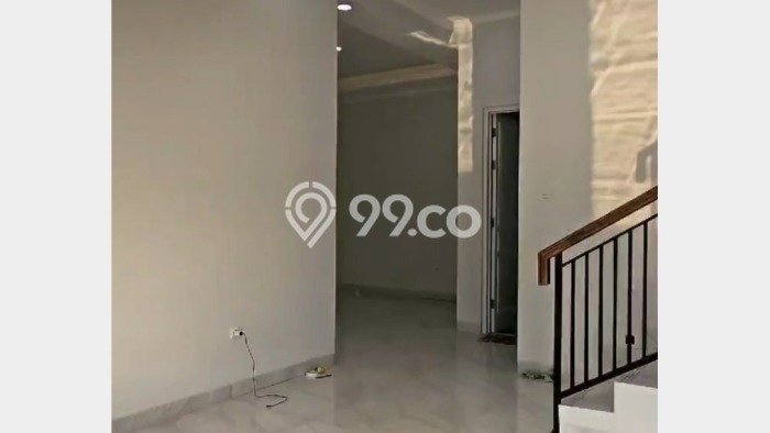 Ready to Use! Premium House LT 302m2 Desain Elegan di Lebak Bulus Ready to Use! Premium House LT 302m2 Desain Elegan di Lebak Bulus