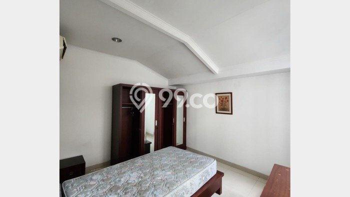 Rumah sewa siap pakai 4 Kamar Tidur di Pondok Indah, Jakarta Selatan Rumah sewa siap pakai 4 Kamar Tidur di Pondok Indah, Jakarta Selatan