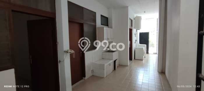 Rumah Mewah LB 414m2 Siap Pakai Desain Elegan di Cipete, Jakarta Selatan Rumah Mewah LB 414m2 Siap Pakai Desain Elegan di Cipete, Jakarta Selatan