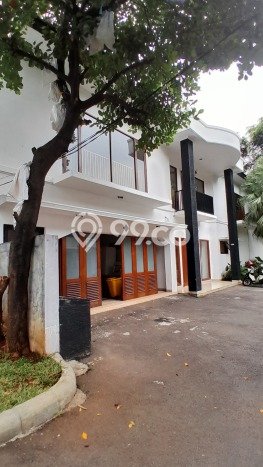 Rumah Disewakan Jakarta Selatan LT 700m2 LB 600m2 Area Pejaten Rumah Disewakan Jakarta Selatan LT 700m2 LB 600m2 Area Pejaten
