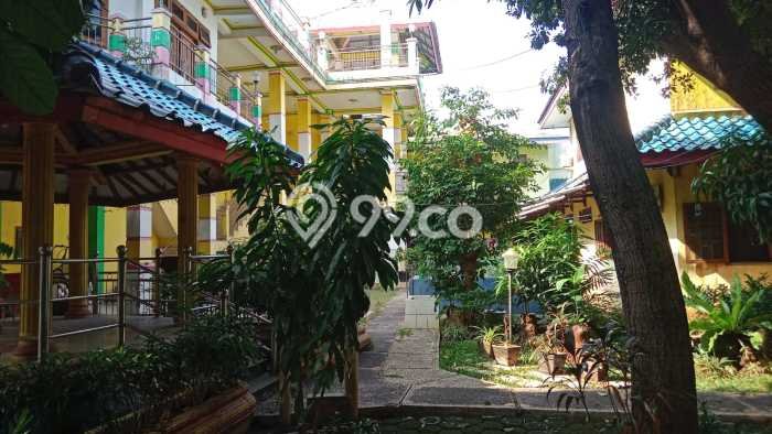Dijual Rumah Premium dengan Fasilitas Sekitar Komplit di Pesanggrahan, Jakarta Selatan Dijual Rumah Premium dengan Fasilitas Sekitar Komplit di Pesanggrahan, Jakarta Selatan