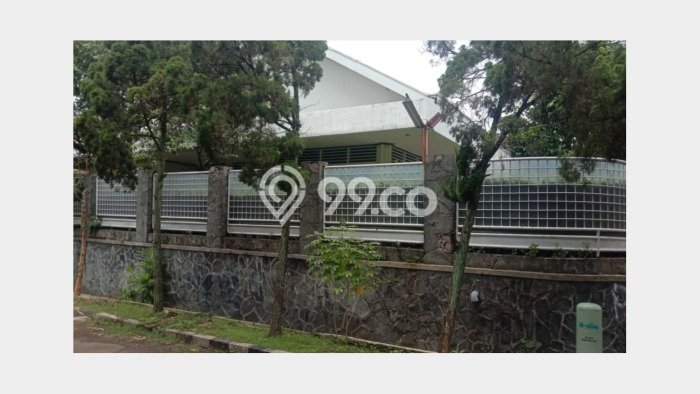 Rumah Luxury Modern Tanpa Renovasi di Cinere Jakarta Selatan Rumah Luxury Modern Tanpa Renovasi di Cinere Jakarta Selatan