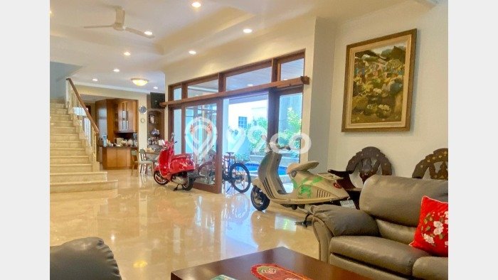 Disewakan! Rumah 7 Kamar Tidur &
7 Kamar Mandi di Lebak Bulus, Jakarta Selatan Disewakan! Rumah 7 Kamar Tidur &
7 Kamar Mandi di Lebak Bulus, Jakarta Selatan