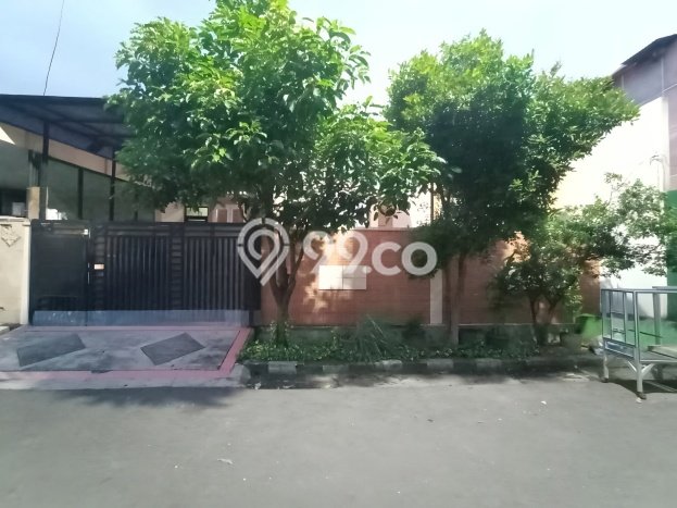 Rumah Strategis Minimalis Lb 159m2 di Cengkareng, Jakarta Barat Rumah Strategis Minimalis Lb 159m2 di Cengkareng, Jakarta Barat