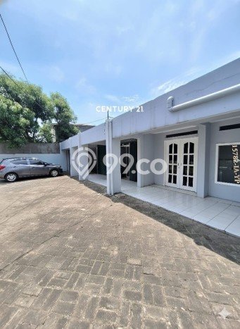 Hunian Luxury di Tangerang Selatan Strategis Kondisi Terawat Hunian Luxury di Tangerang Selatan Strategis Kondisi Terawat