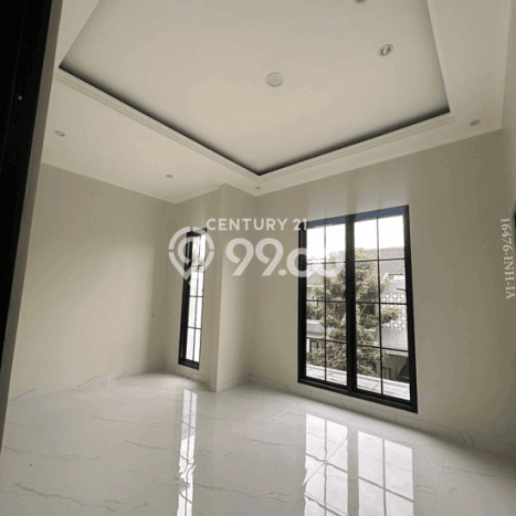 Jual Rumah Mewah Megah Dengan View Cantik di BSD City, Tangerang Jual Rumah Mewah Megah Dengan View Cantik di BSD City, Tangerang