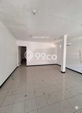 Hunian Luxury di Tangerang Selatan Strategis Kondisi Terawat Hunian Luxury di Tangerang Selatan Strategis Kondisi Terawat