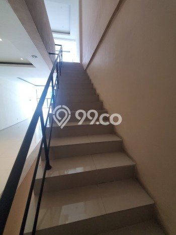 Ruko Paling Dicari LB 300m2 Dijual di Kebon Jeruk Ruko Paling Dicari LB 300m2 Dijual di Kebon Jeruk