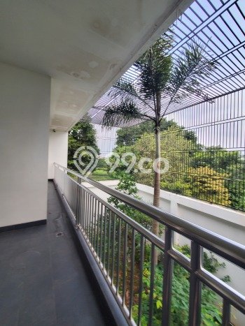 Rumah Luxury Modern Siap Huni di Intercon Jakarta Barat Rumah Luxury Modern Siap Huni di Intercon Jakarta Barat