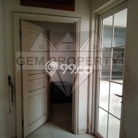 Rumah Luxury Modern Tanpa Renovasi di Green Lake City Jakarta Barat Rumah Luxury Modern Tanpa Renovasi di Green Lake City Jakarta Barat