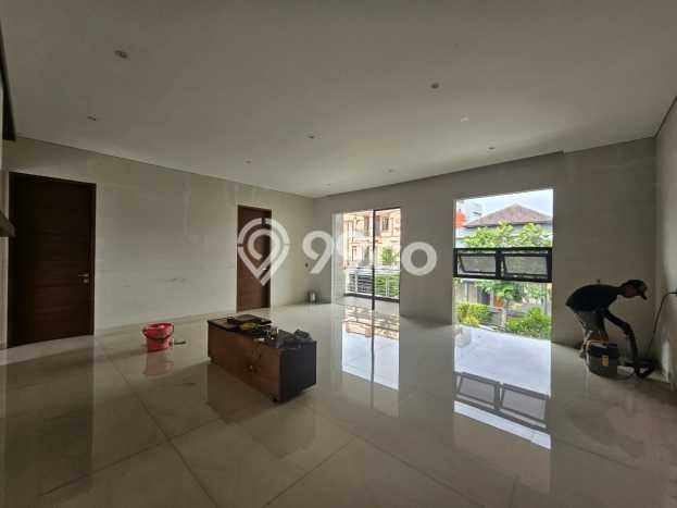 For Sale! Premium House LT 296m2 Desain Modern di Pasteur For Sale! Premium House LT 296m2 Desain Modern di Pasteur