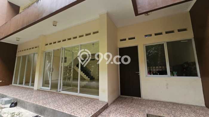 Ready to Use! Luxury House LT 352m2 Desain Elegan di Setra Duta Ready to Use! Luxury House LT 352m2 Desain Elegan di Setra Duta