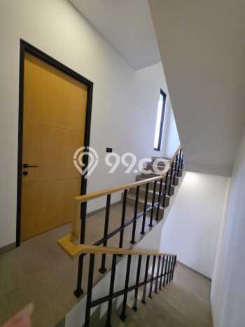 Ready to Use! Luxury House LT 84m2 Desain Modern di Setra Duta Ready to Use! Luxury House LT 84m2 Desain Modern di Setra Duta