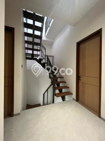 For Sale Hunian Rumah Terawat 3 KT di Setra Duta, Bandung For Sale Hunian Rumah Terawat 3 KT di Setra Duta, Bandung