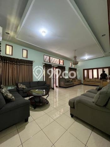 Disewakan Rumah Murah di Dago Bandung dengan 6 KT Disewakan Rumah Murah di Dago Bandung dengan 6 KT