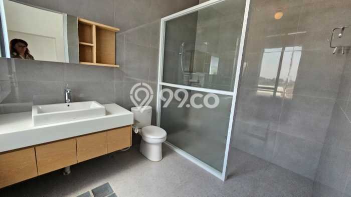 Hunian Mewah LB 270m2 Siap Huni Desain Elegan di Setiabudi, Bandung Hunian Mewah LB 270m2 Siap Huni Desain Elegan di Setiabudi, Bandung