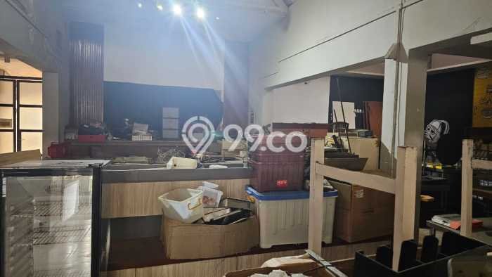 Komersial Bagus Dijual LB 500m2 Lokasi Strategis Bandung Area Cocok untuk Berbisnis Komersial Bagus Dijual LB 500m2 Lokasi Strategis Bandung Area Cocok untuk Berbisnis