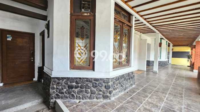 Komersial Bagus Dijual LB 500m2 Lokasi Strategis Bandung Area Cocok untuk Berbisnis Komersial Bagus Dijual LB 500m2 Lokasi Strategis Bandung Area Cocok untuk Berbisnis