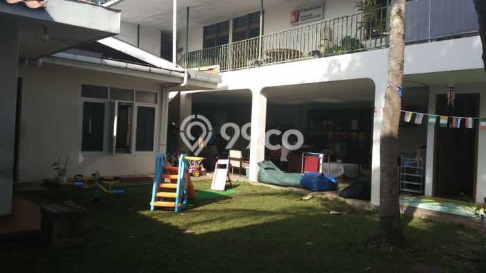 Hunian Elit LB 1000m2 Siap Pakai Desain Elegan di Bandung Kota, Bandung Hunian Elit LB 1000m2 Siap Pakai Desain Elegan di Bandung Kota, Bandung