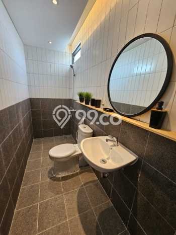 Rumah Elit Modern Tanpa Renovasi di Gede Bage Bandung Rumah Elit Modern Tanpa Renovasi di Gede Bage Bandung