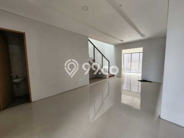 For Sale! Luxury House LT 126m2 Desain Elegan di Setra Duta For Sale! Luxury House LT 126m2 Desain Elegan di Setra Duta