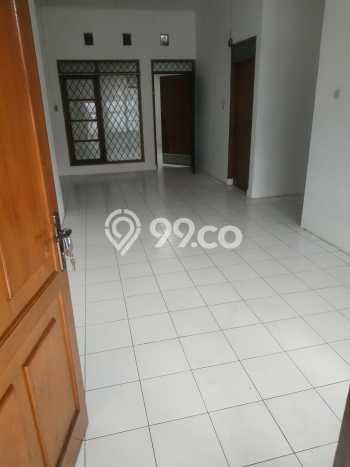 Disewakan Rumah Harga Terjangkau di Taman Kopo Indah Bandung dengan 2 KT Disewakan Rumah Harga Terjangkau di Taman Kopo Indah Bandung dengan 2 KT