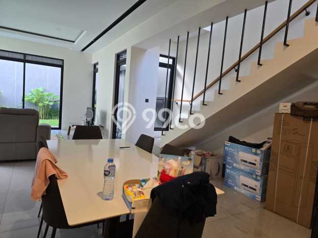 Rumah Luxury Modern Siap Huni di Kota Baru Parahyangan Bandung Rumah Luxury Modern Siap Huni di Kota Baru Parahyangan Bandung