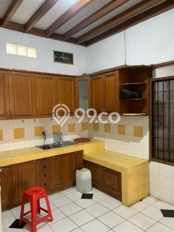 Rumah Modern 3 KT LT 135m2 di Taman Kopo Indah Rumah Modern 3 KT LT 135m2 di Taman Kopo Indah