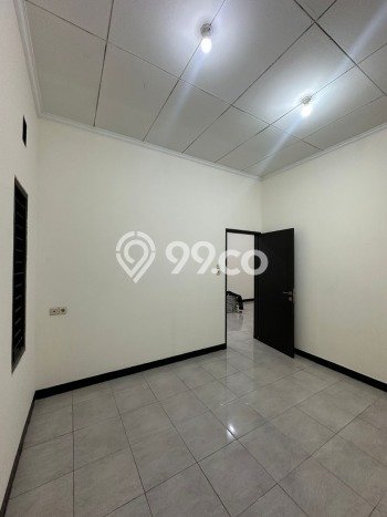 Rumah Minimalis 3 KT di Taman Kopo Indah Bandung Unfurnished Rumah Minimalis 3 KT di Taman Kopo Indah Bandung Unfurnished