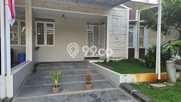 Rumah Disewakan Bandung LT 133m2 LB 80m2 Area Taman Kopo Indah Rumah Disewakan Bandung LT 133m2 LB 80m2 Area Taman Kopo Indah