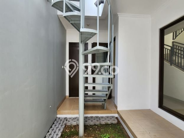 Rumah Minimalis 4 KT di Summarecon Bandung Bandung Unfurnished Rumah Minimalis 4 KT di Summarecon Bandung Bandung Unfurnished