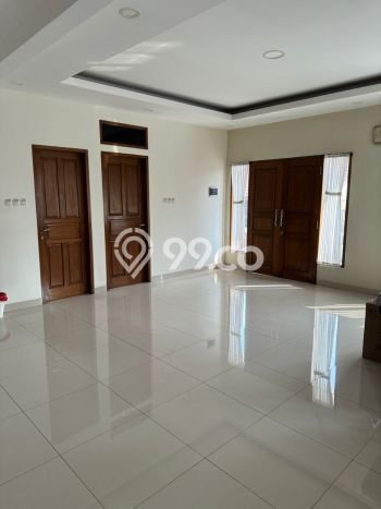 Hunian Elit LB 250m2 Siap Pakai Desain Elegan di Duri Kepa, Jakarta Barat Hunian Elit LB 250m2 Siap Pakai Desain Elegan di Duri Kepa, Jakarta Barat
